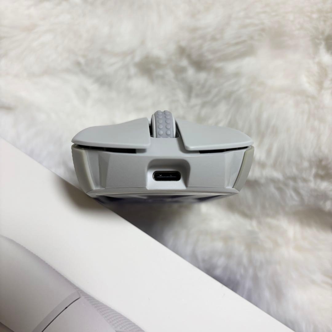 NZXT Lift Elite Wireless ワイヤレスゲーミングマウス