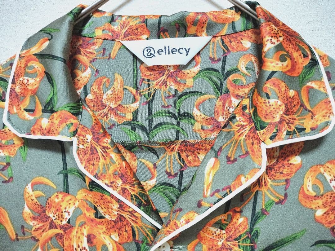 美品　&ellecy　鬼百合柄 (和柄)開襟シャツ　M　Unisex