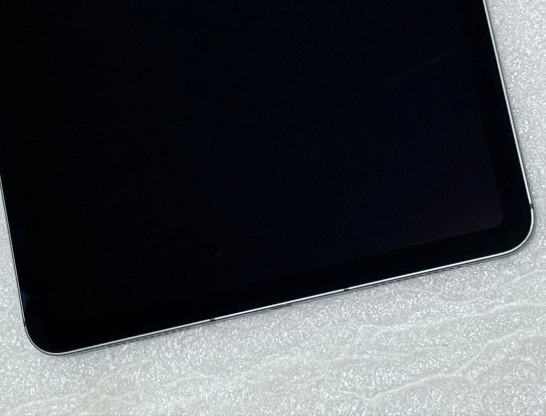 バッテリー85%　iPad Air 第4世代 Cellular 256GB