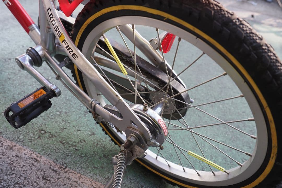 【手渡し】18インチ　ブリヂストンクロスファイヤーキッズ