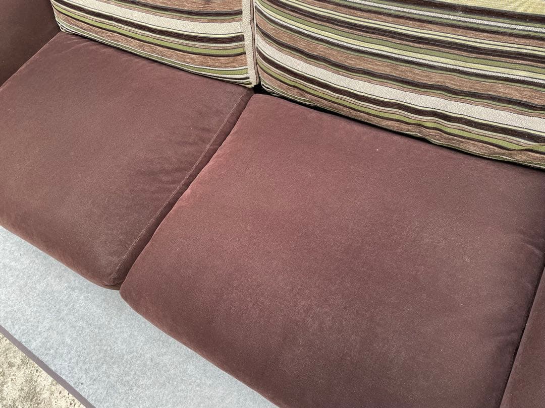 近隣配達可能　割と綺麗　ニトリ　3人掛け　ソファ　カルメン