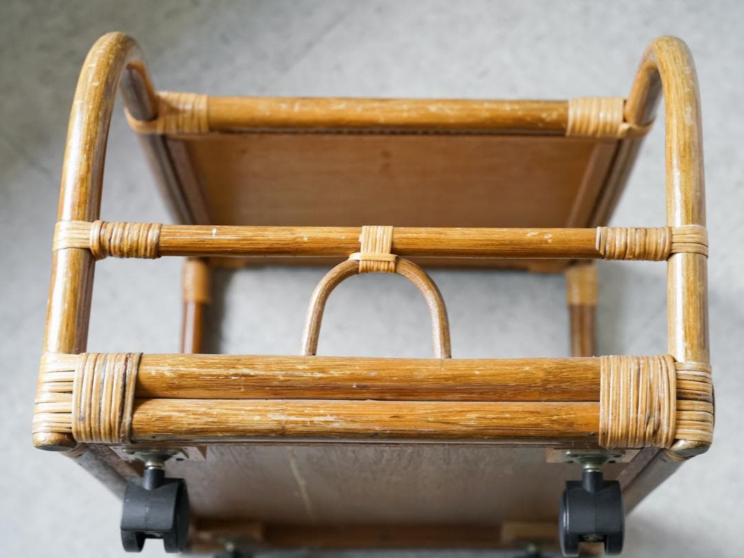 80-90's vintage ワゴンテーブル 藤 ラタン レトロモダン