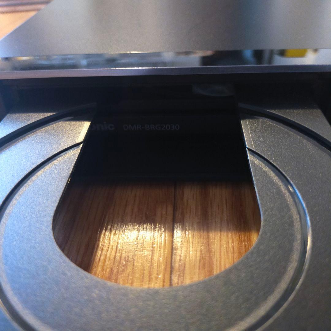 Panasonic　Blu-rayレコーダー　DMR-BRG2030　2017年