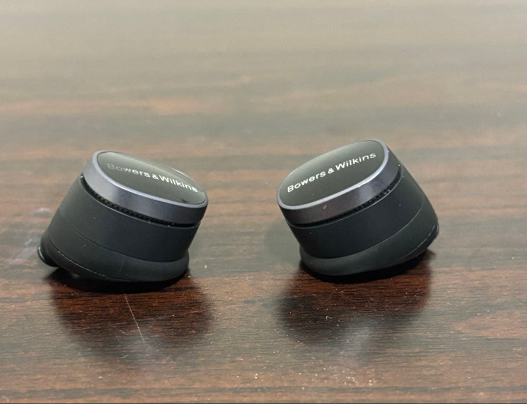 Bowers&Wilkins PI8 ブラック