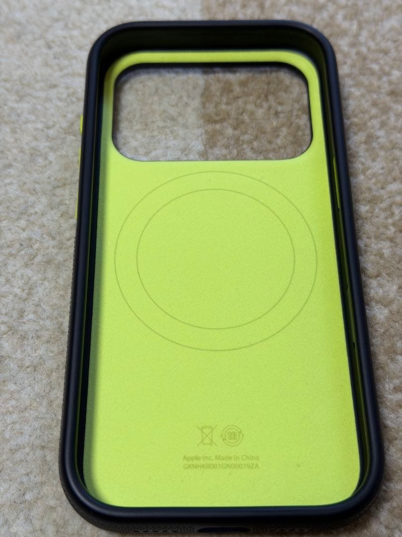Beats iPhone17Pro Rugged Case MagSafe対応