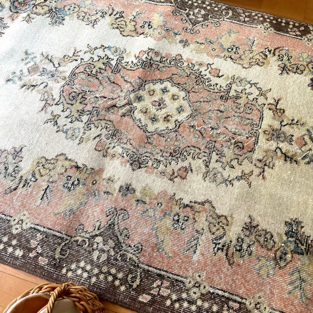 118×207 フローラルメダリオン　スモーキーピンク　トルコヴィンテージラグ