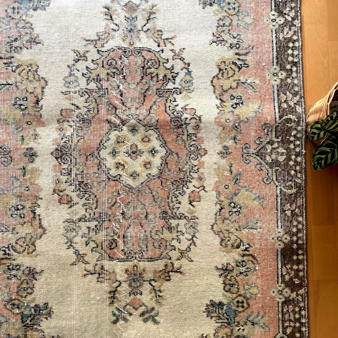 118×207 フローラルメダリオン　スモーキーピンク　トルコヴィンテージラグ