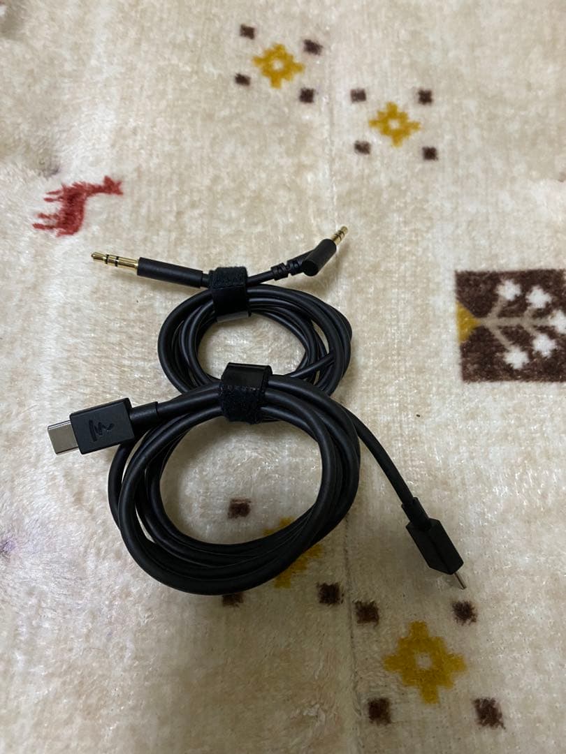 ヘッドホン Focal Bathys