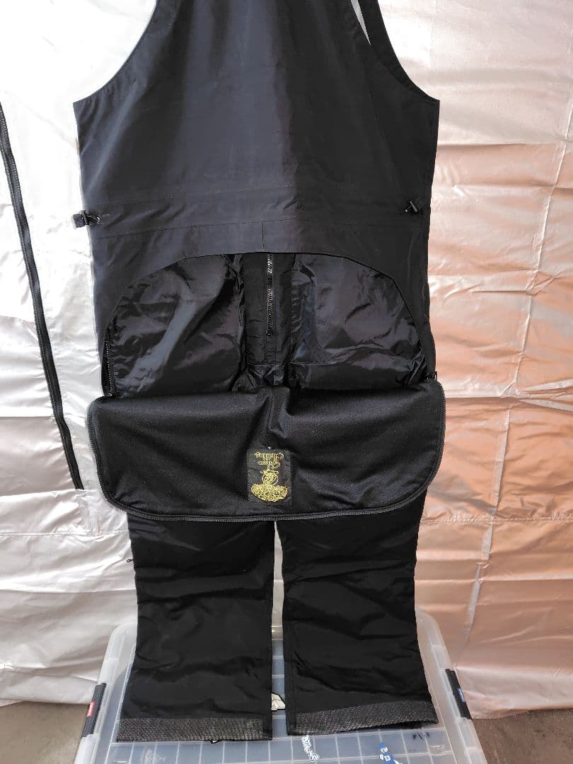 green clothingビブパンツ