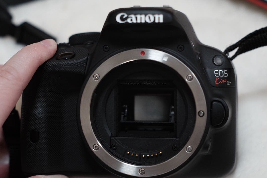 デジタルカメラ Canon EOS Kiss x7