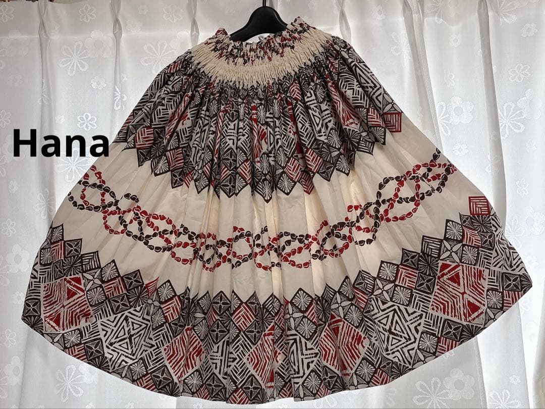 大人気 完売品 フラダンス衣装 パウスカート MMJカヒコ柄 古典 オフホワイト