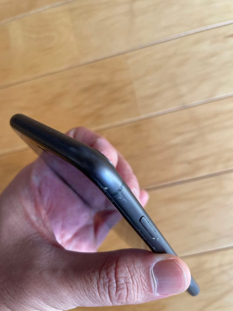 iPhone 11 デュアルsim 64GB