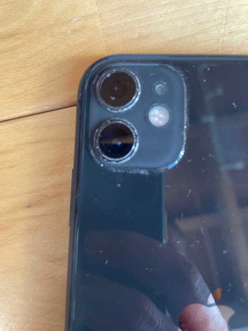 iPhone 11 デュアルsim 64GB