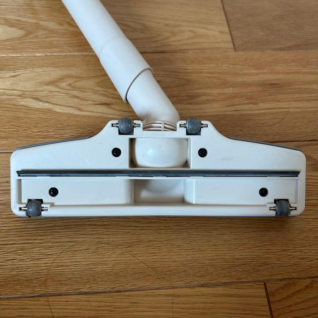 Makita スティッククリーナー TURBO 60 & スタンド付き