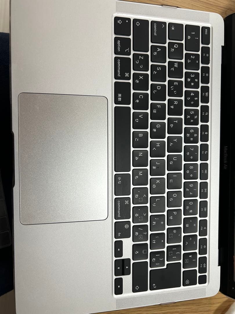 Apple MacBook Air 8GB 13インチ　M1チップ