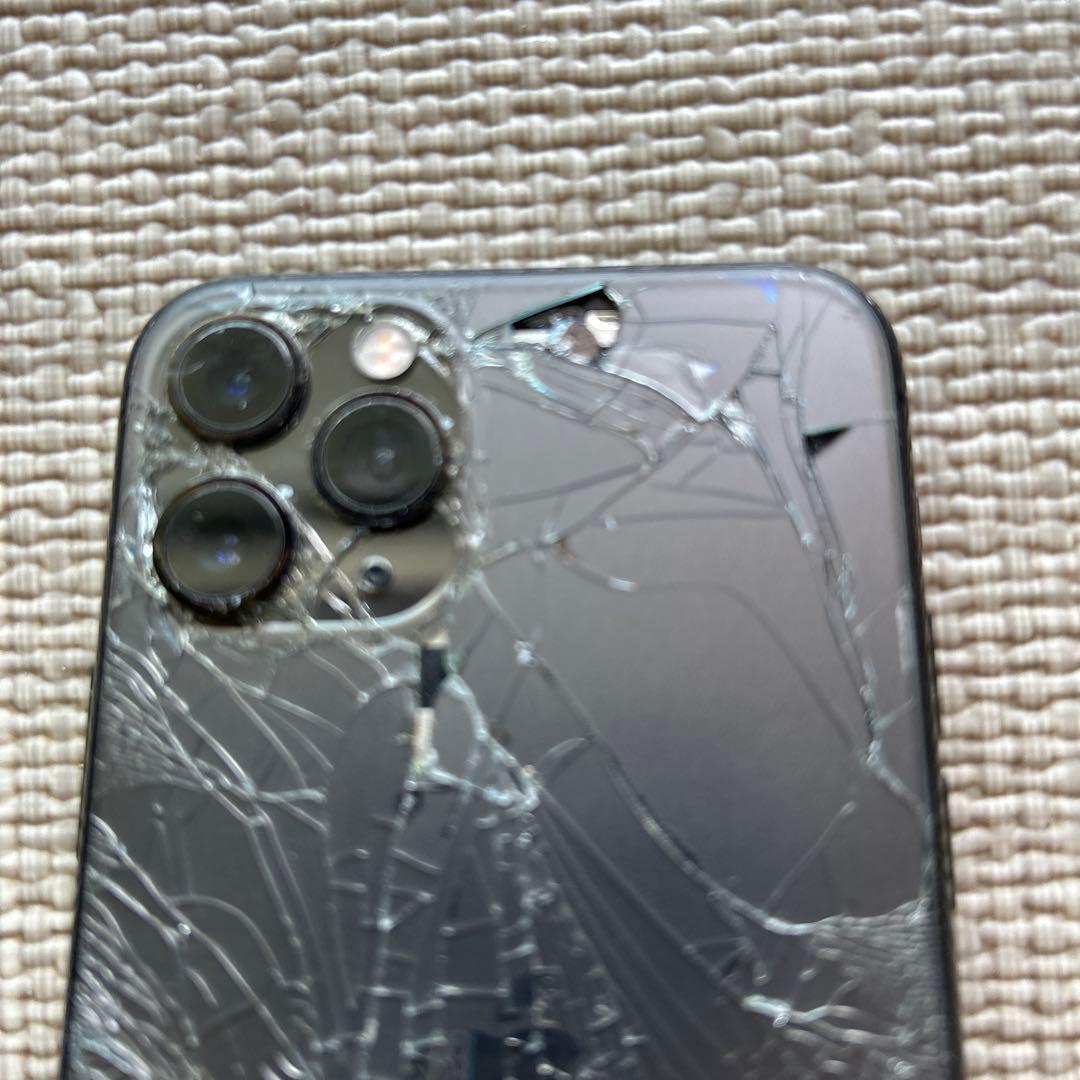 iPhone 11 Pro 本体 画面割れ・背面割れ ジャンク品