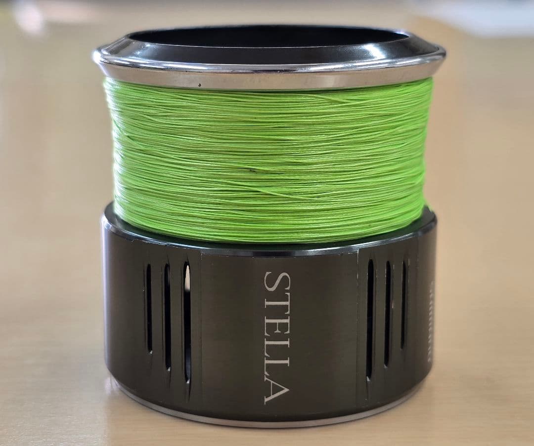 シマノ 22ステラ C5000XG 純正スプール ①