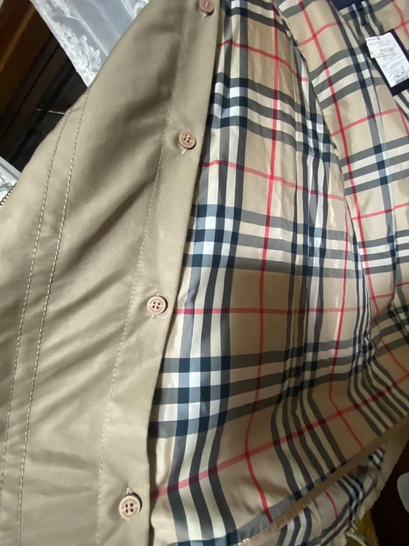 sweet 　　　新品　バーバリーロンドン　　ライナーファー付き