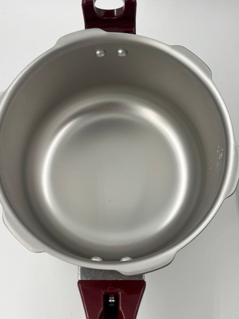 未使用　圧力鍋 片手鍋 こなべちゃん 3.0L