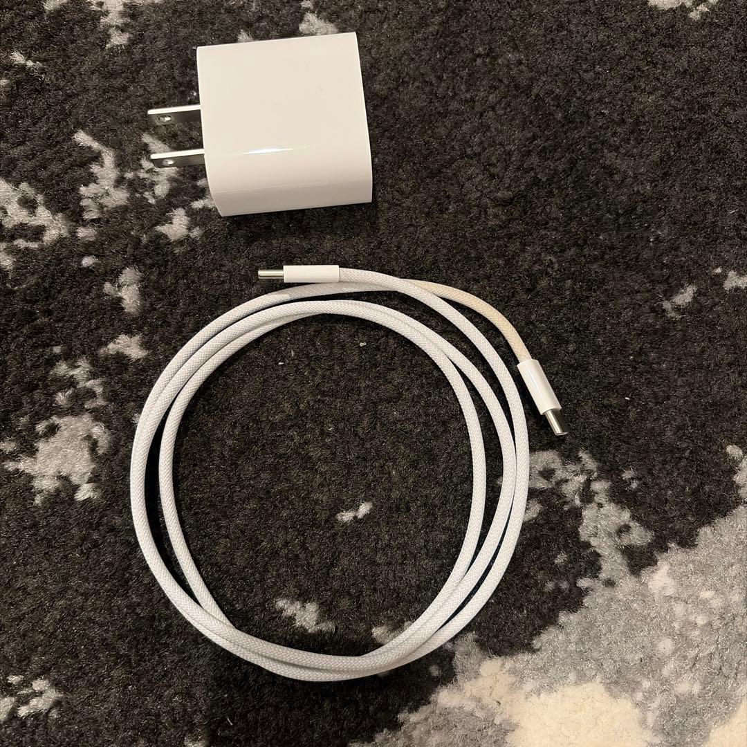 iPhone 15 256GB ブラック simフリー