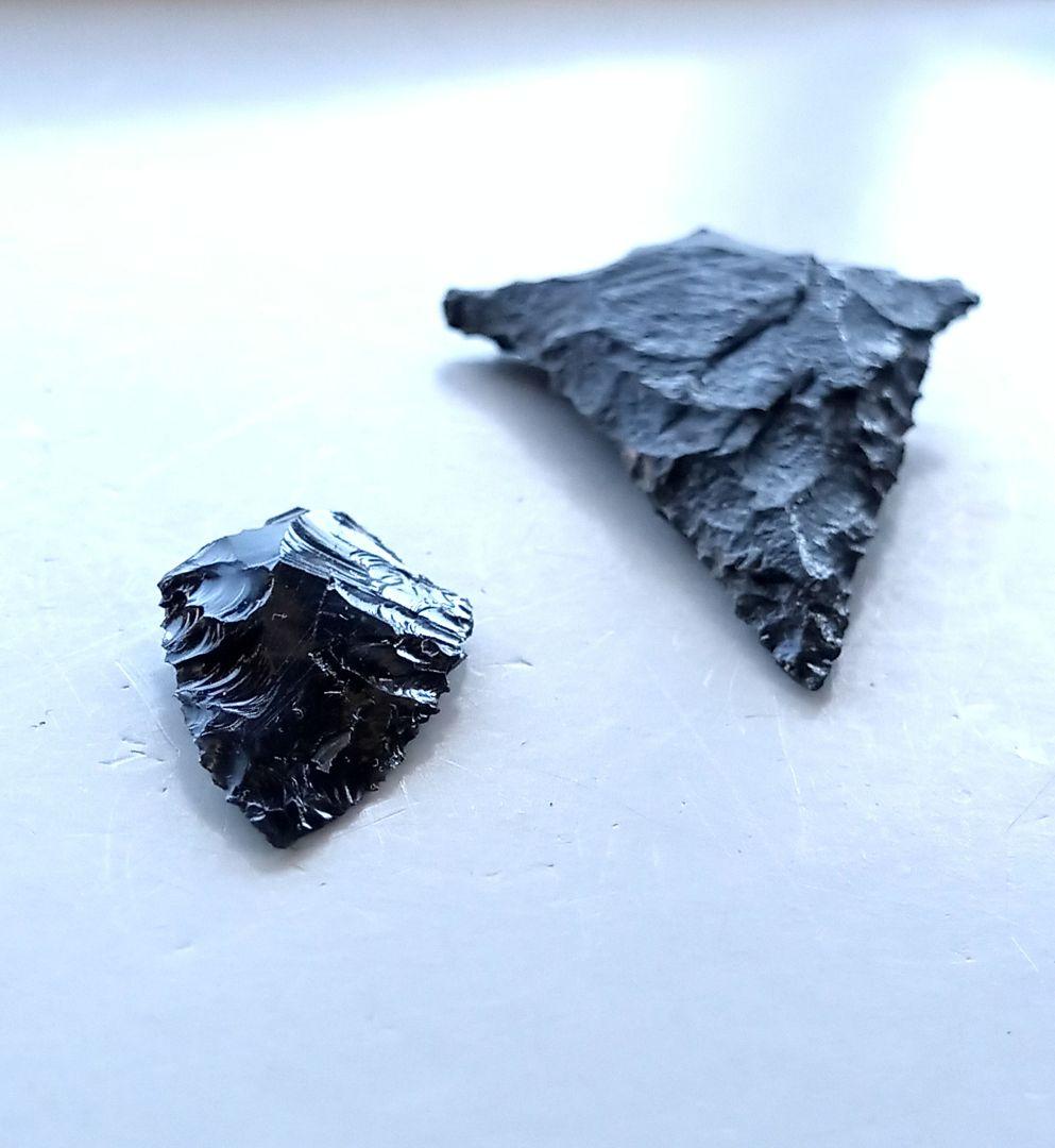 神代セット   ; . カムイ神代世界観　勾玉 ラピスラズリ六角柱 石鏃 石器