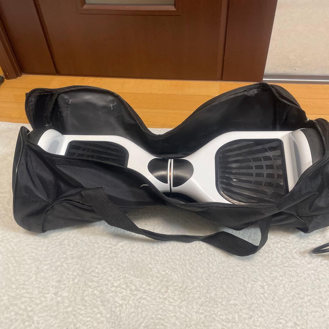 けんちゃん　セグウェイ　電動スケボー ホワイト 充電器・専用バッグ付き