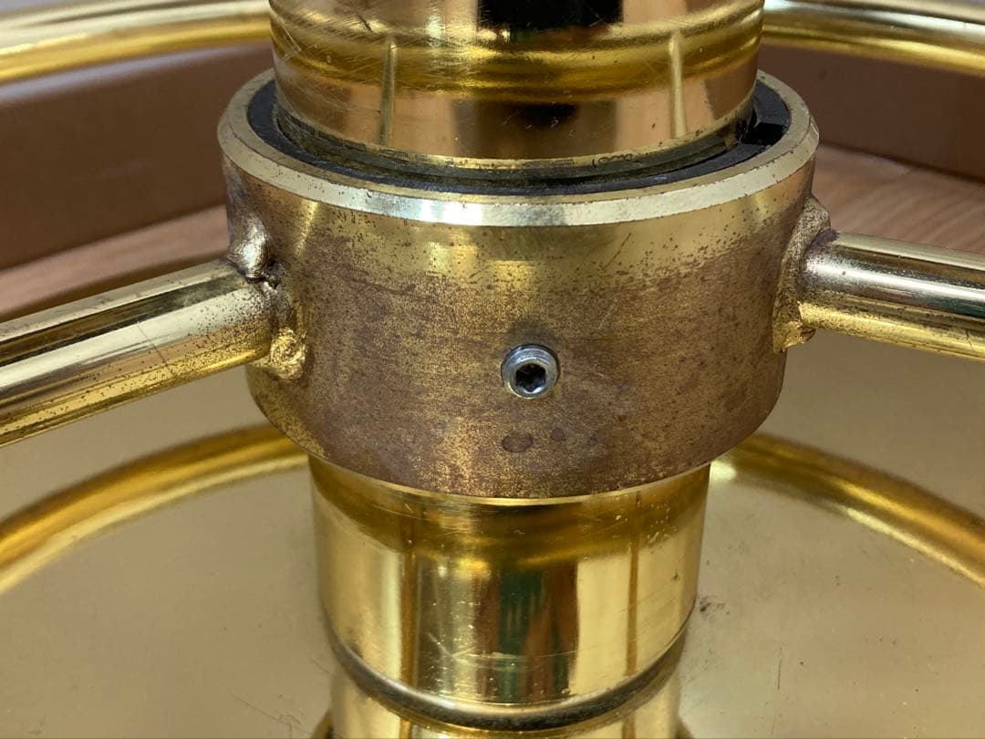 レトロゴージャスなカウンターチェア