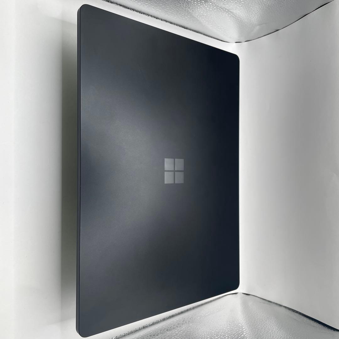 P*r様 Surface Laptop 4 i7 (16GB/256GB)中古