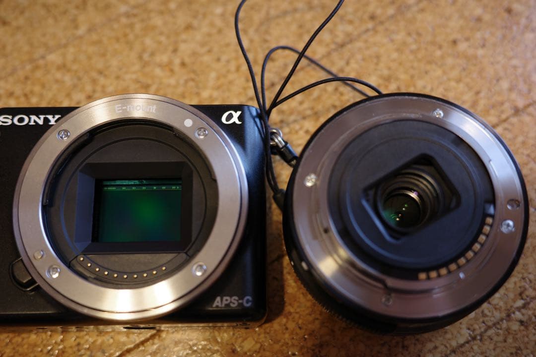 動作確認済み！SONY NEX-3N ミラーレス一眼カメラ