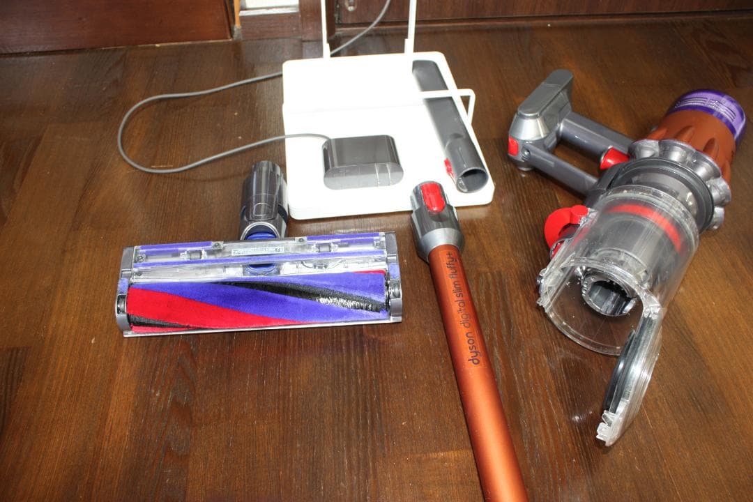 ダイソンdyson digital slim fluffy SV18