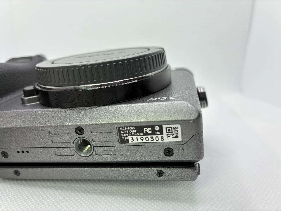 英語他多言語対応OK SONY α6000 silver ILCE-6000