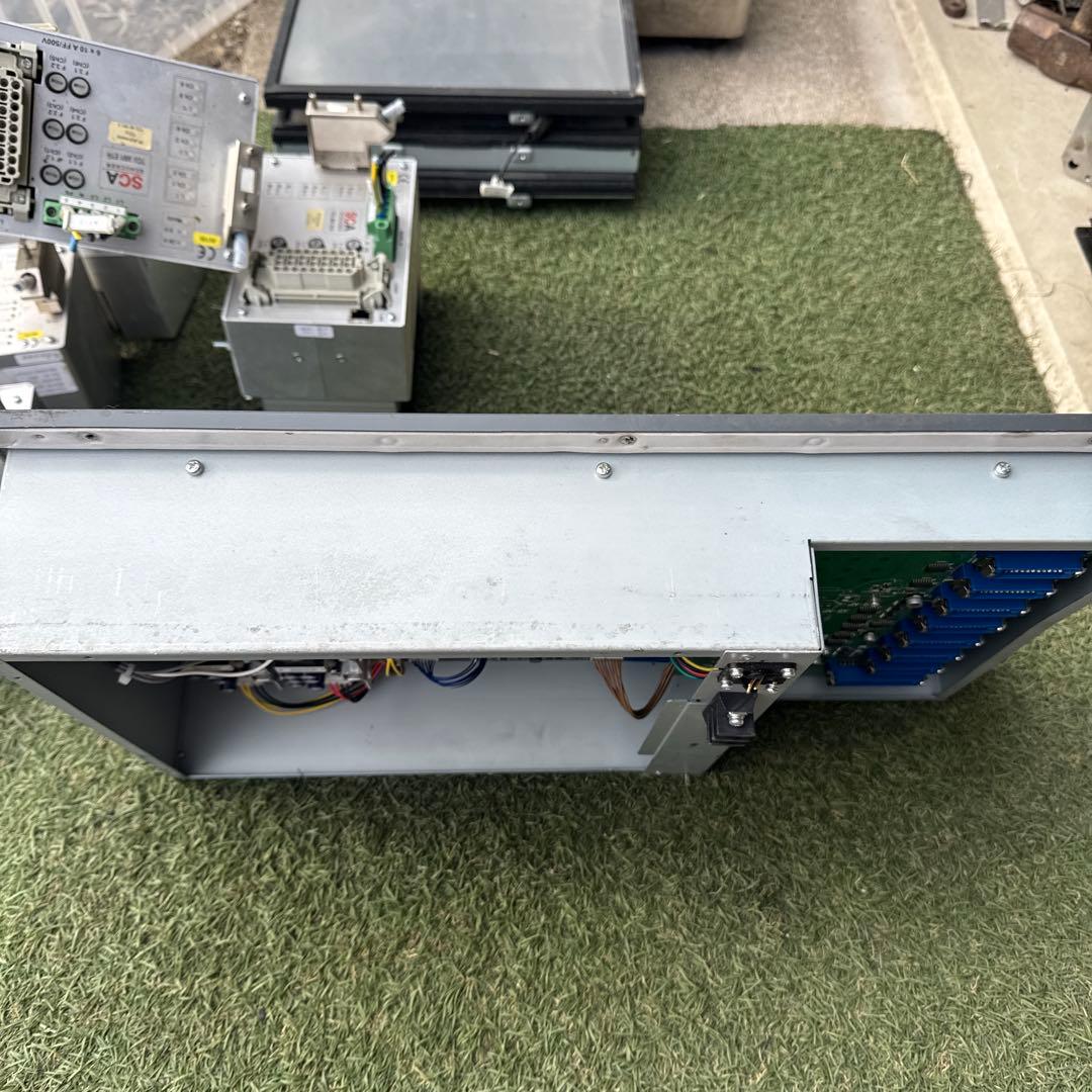 OKUMA PANEL 5020J E 0105-680-002 パネル