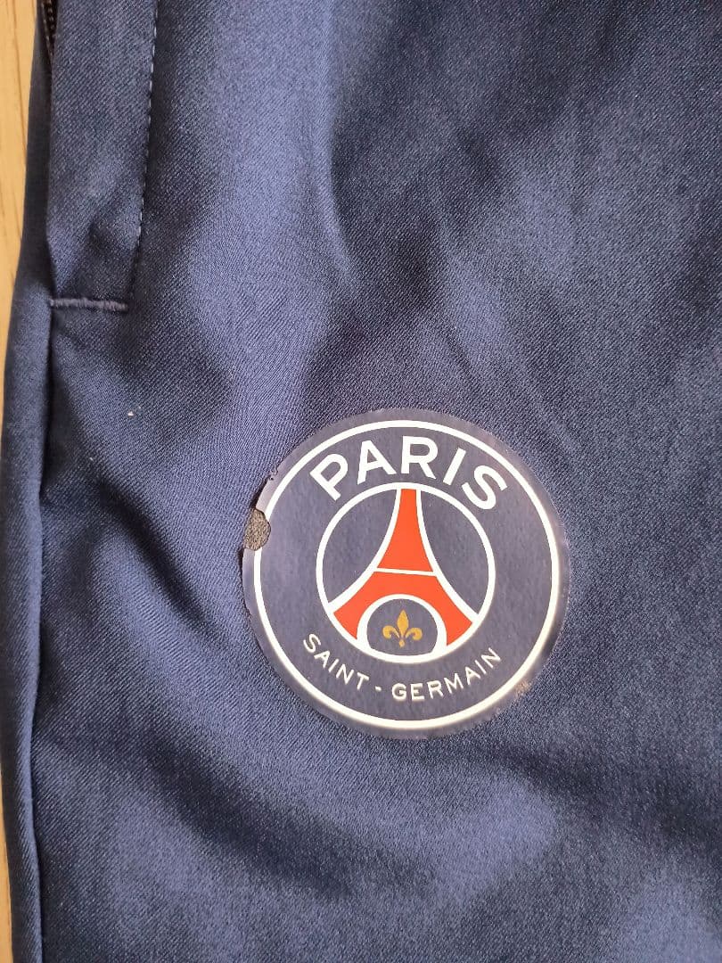 ナイキ　ジョーダン パリサンジェルマン　セットアップ