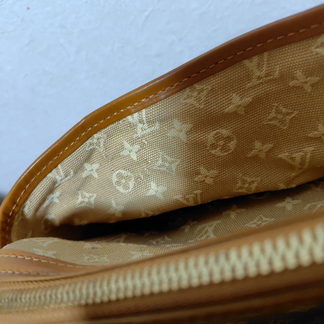 Louis Vuitton ベージュ ハンドバッグ　ルイ・ヴィトン