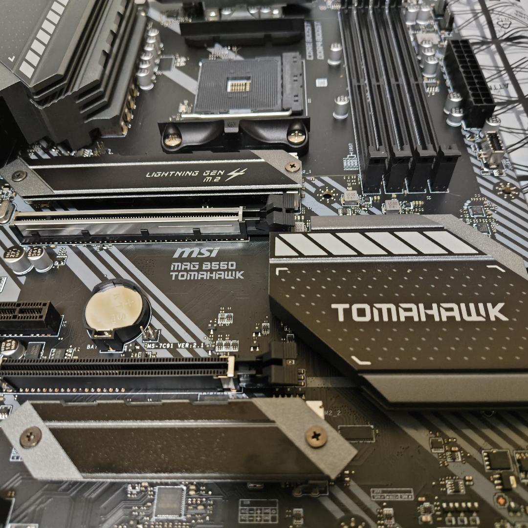 AMD Ryzen 7 5800X3D とMSIマザーボードとメモリセットで