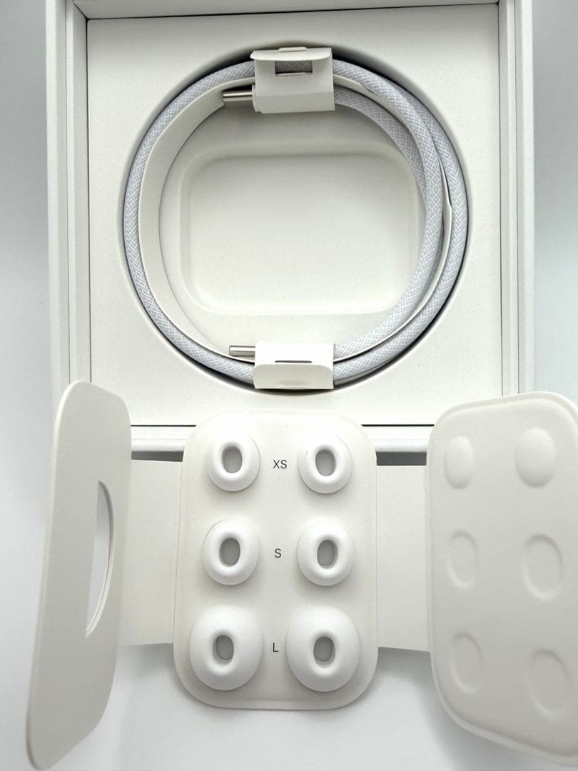 AirPods Pro 第2世代 MTJV3J/A 箱・付属品完備Apple純正