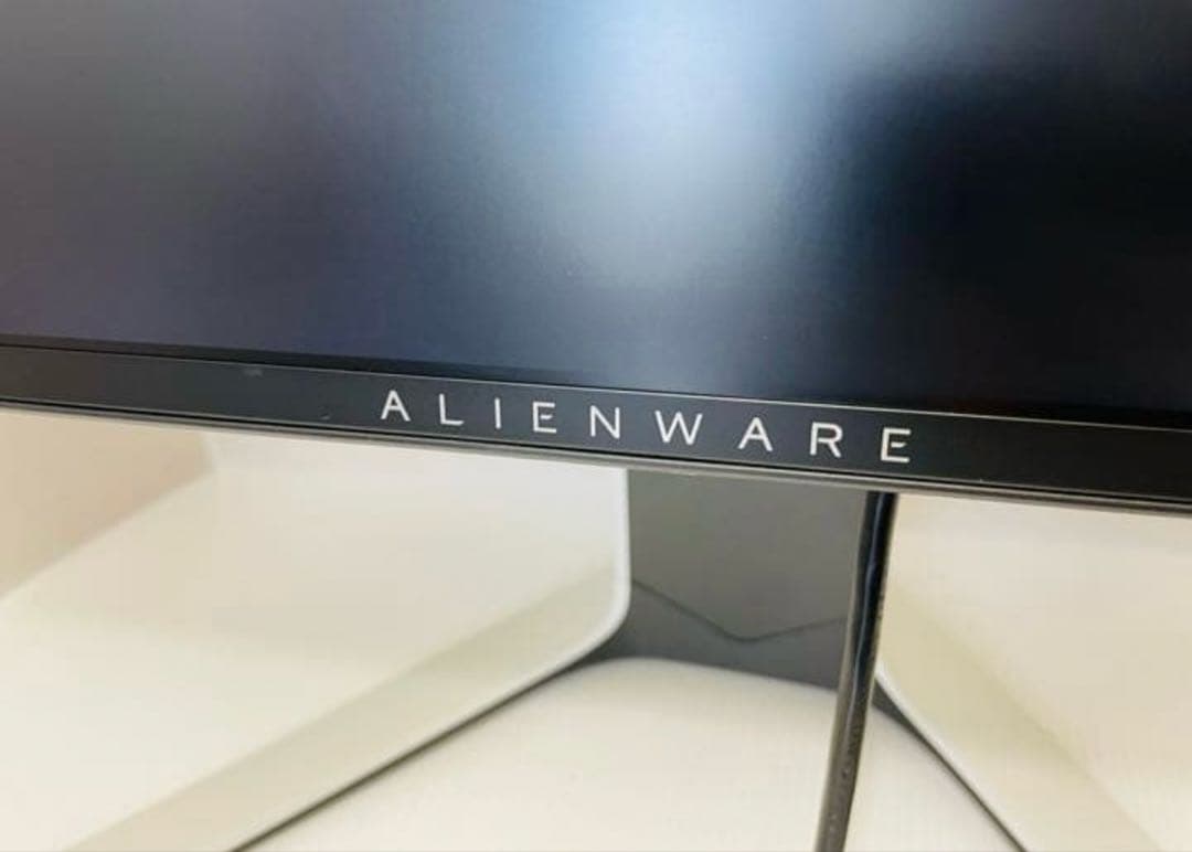 ALIENWARE AW2521HFLルナライト　240hz Apexplo付属