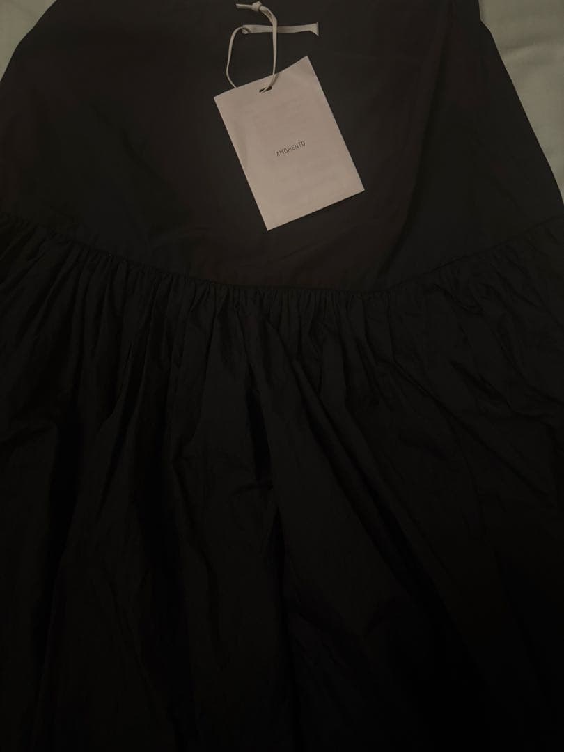 AMOMENTO ブラック フレアスカートパンツ ガウチョパンツ 25SS