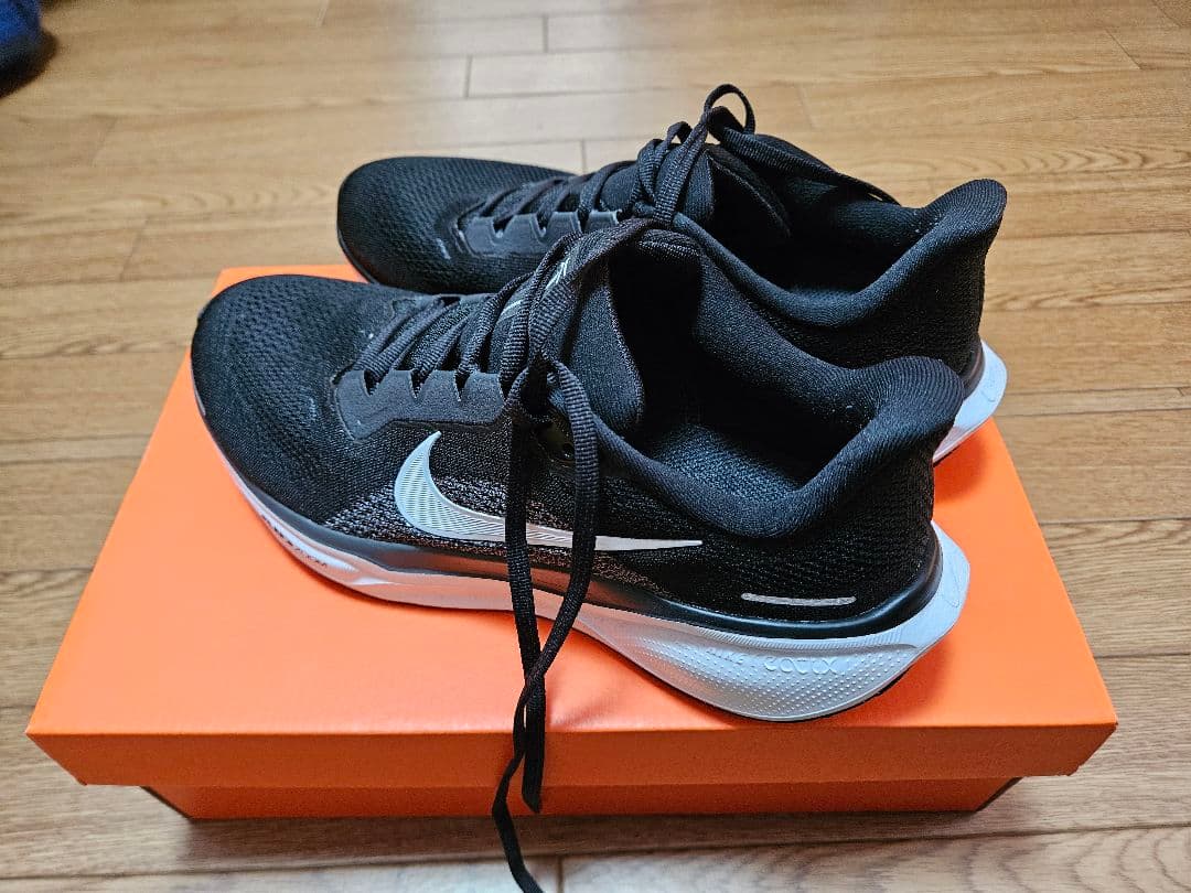 Nike Air Zoom ブラック ランニングシューズ　25.5センチ