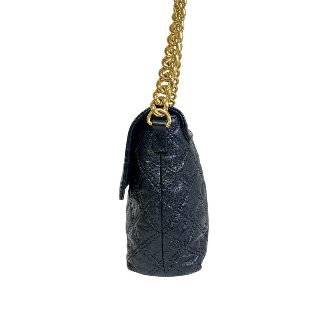 美品 MARC JACOBS ブラックキルティングショルダーバッグ