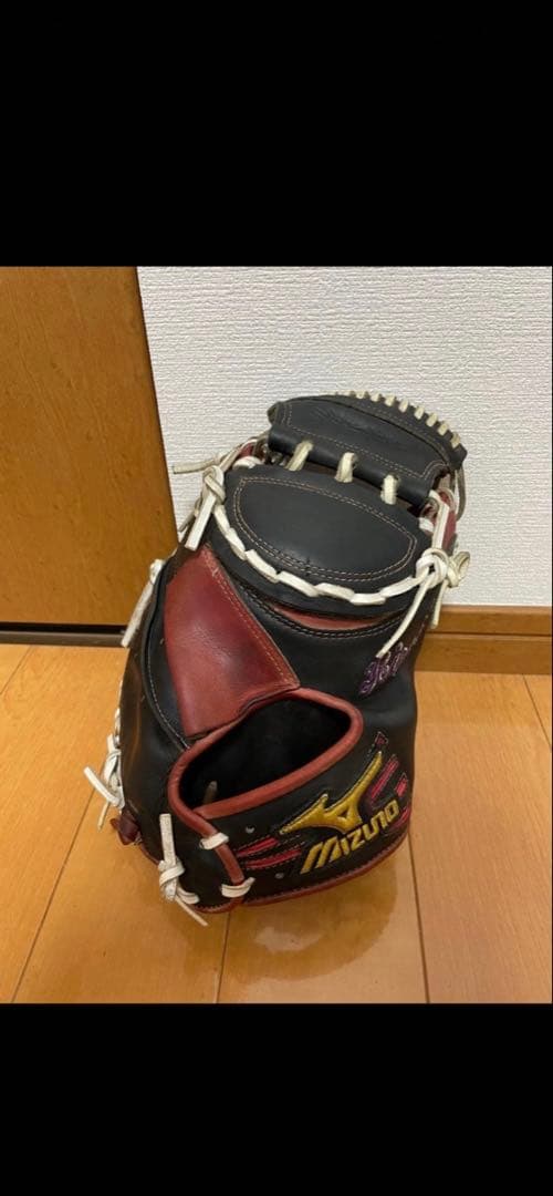 Mizuno 軟式グローブ 黒/赤 右投げ用