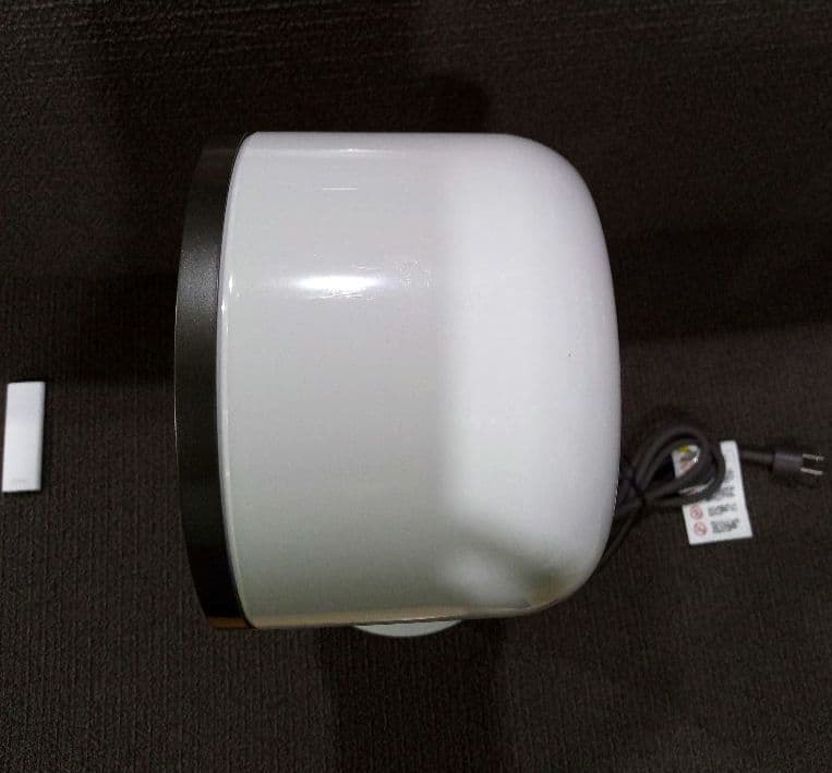 dyson　Hot+Cool　セラミックファンヒーター　AM09　2024年製