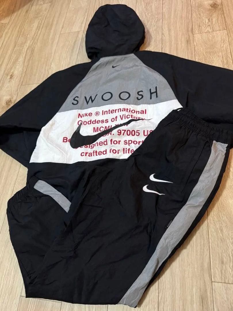 NIKE SWOOSH ナイロン セットアップ 【未使用コンディション】