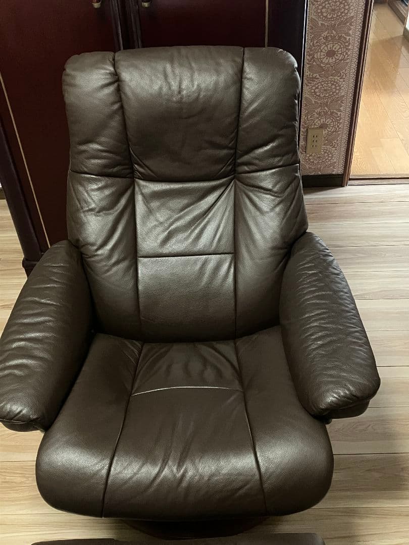 エコーネス・ストレスフリー オットマン付き