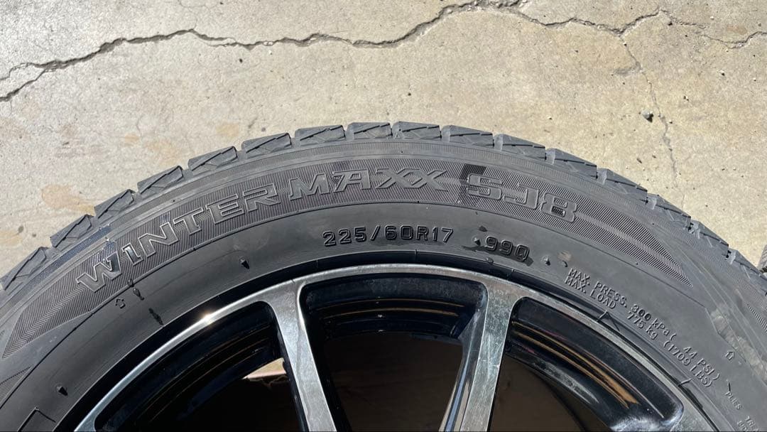 DUNLOP 17インチ タイヤ・ホイールセット