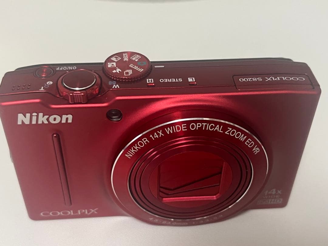 Nikon　COOLPIX　S8200　デジタルカメラ