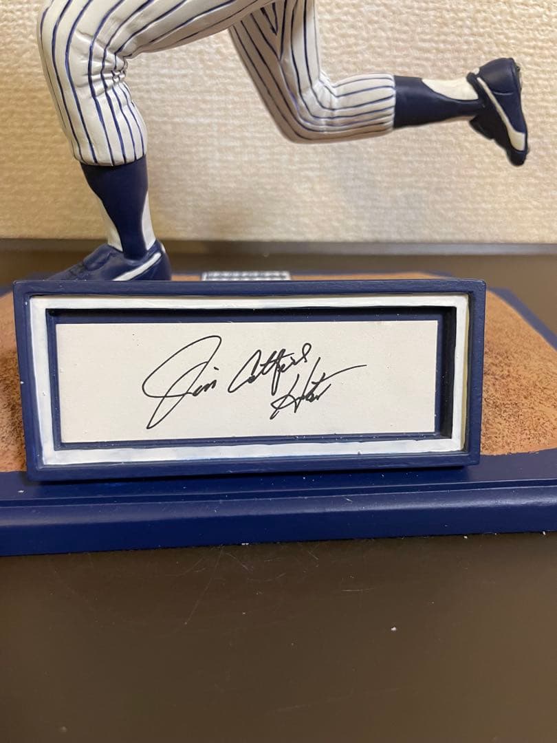 キャットフィッシュハンター　ヤンキースフィギュア　ROMITO製