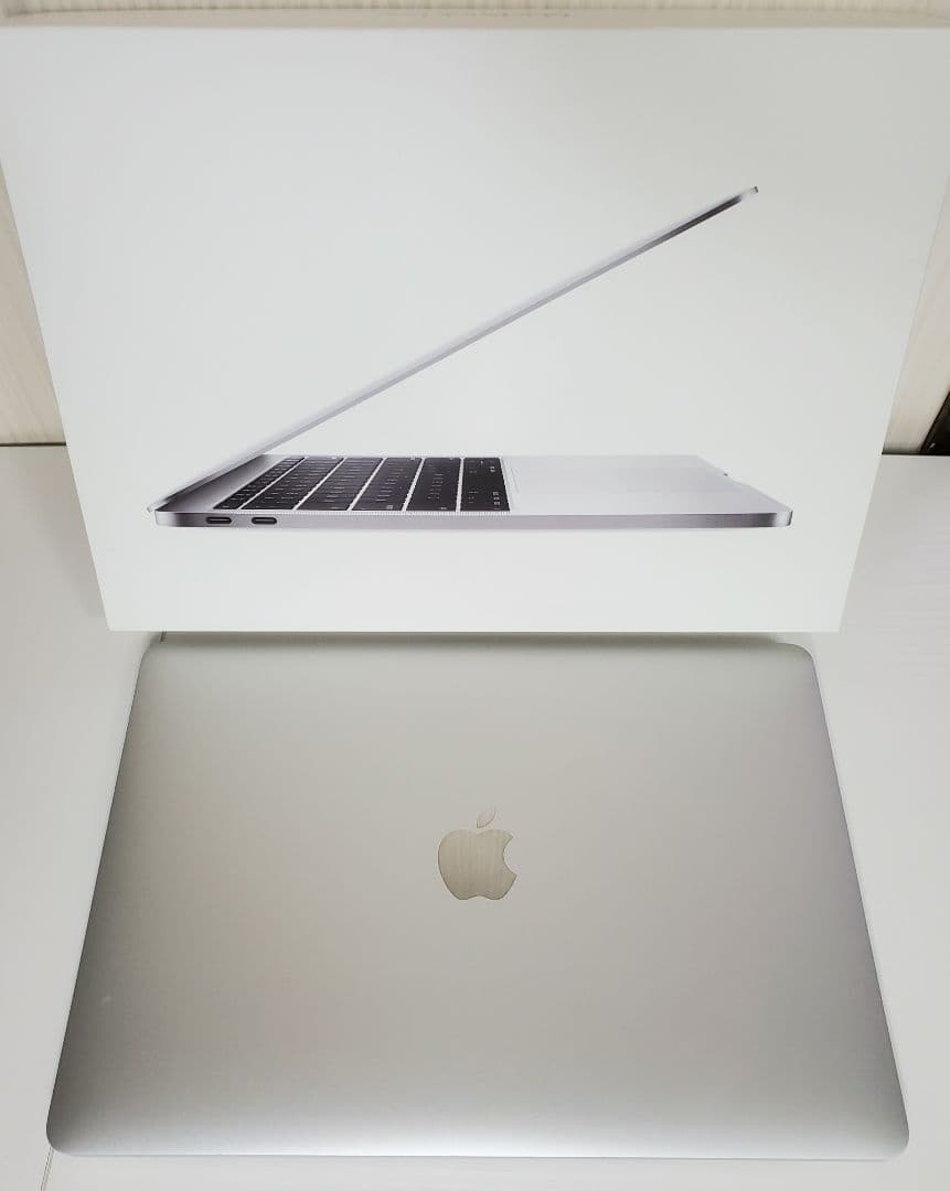 MacBook Pro13 2017年 8GB 256GB A1708