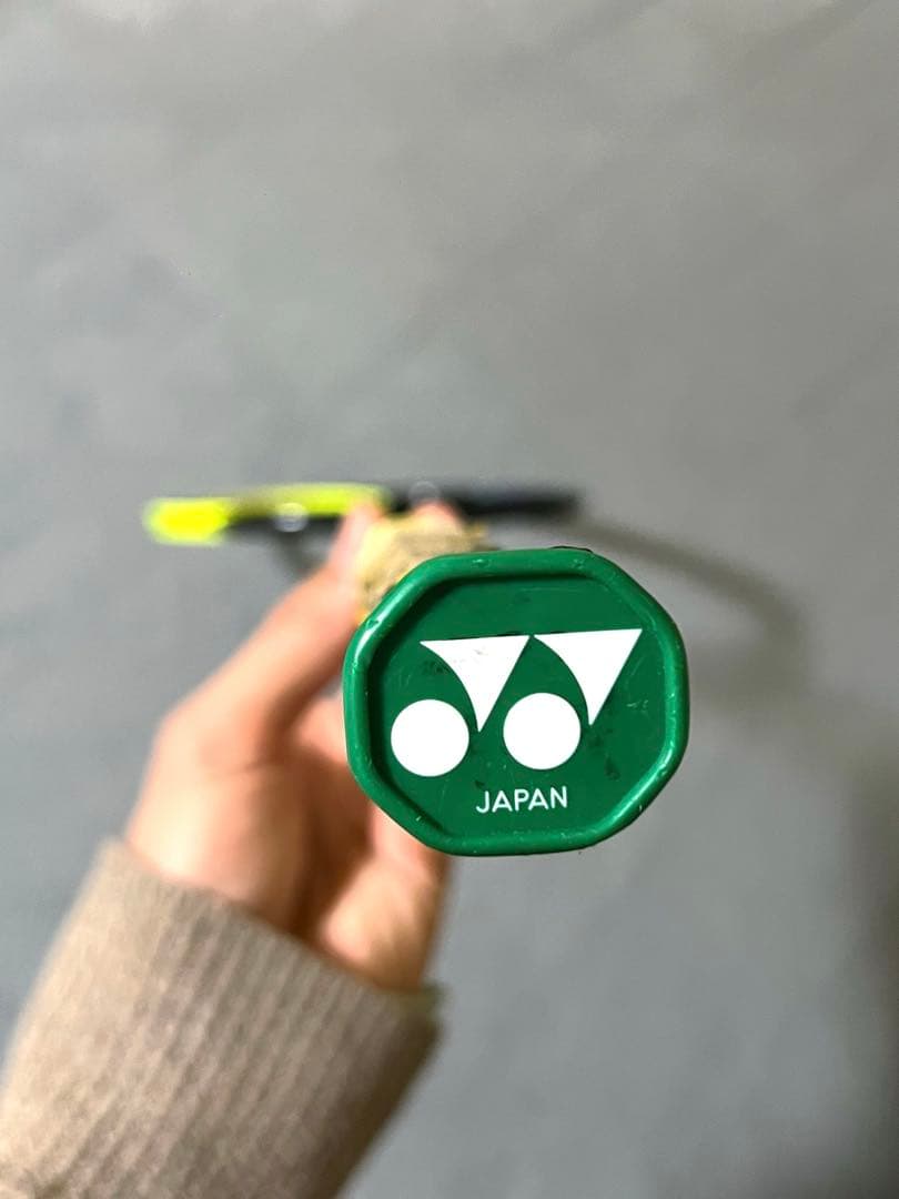 アストロクス77バドミントンラケット / ASTROX 77 4U