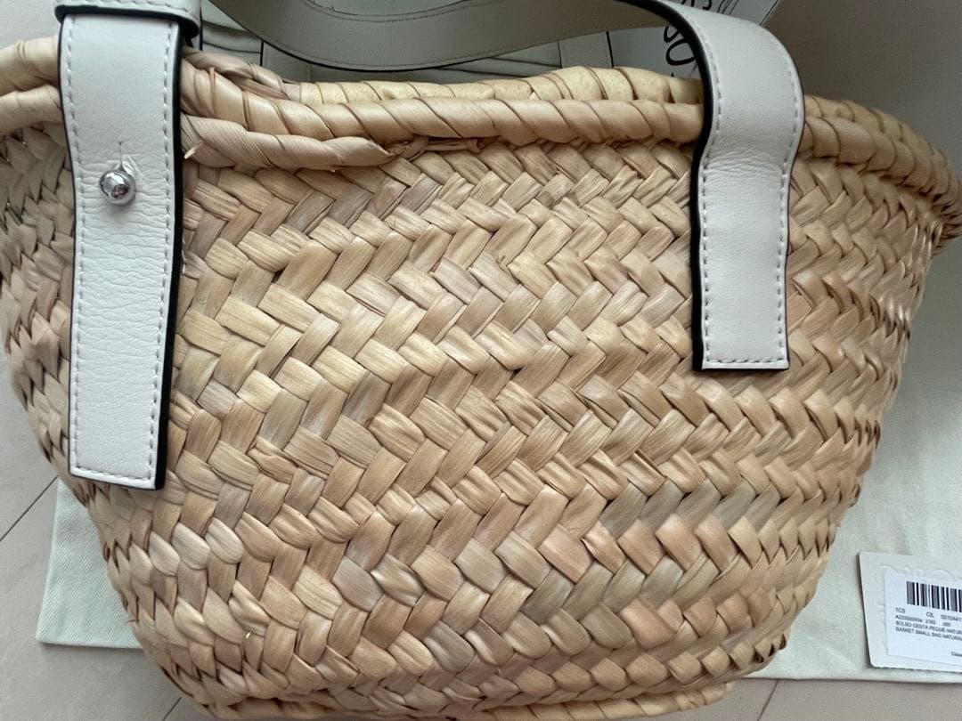 LOEWE ロエベ 白ロゴ入りバスケットバッグ スモール ベージュ